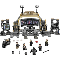 Batcave: The Riddler Face-off (76183)