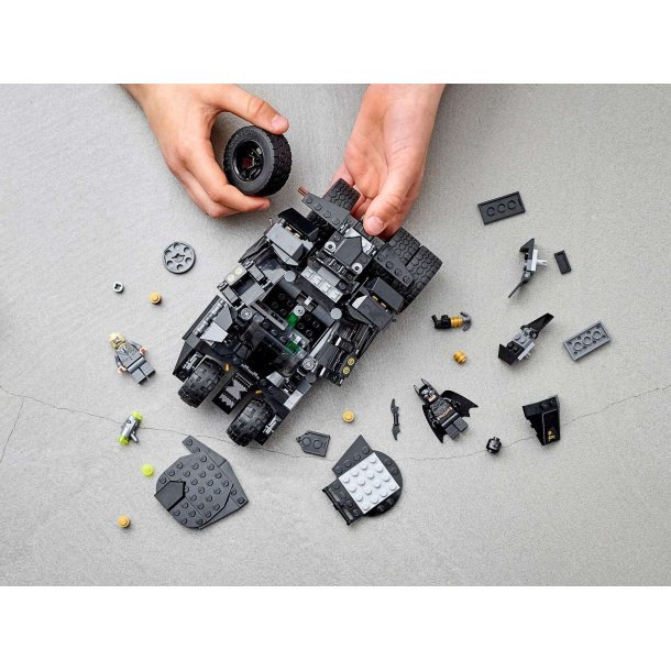 LEGO DC - Batmobile-Tumbler: Opg�r med Scarecrow (76239)