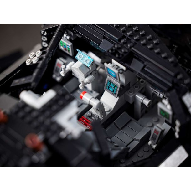LEGO DC - Batman Batmobile Tumbler (76240)