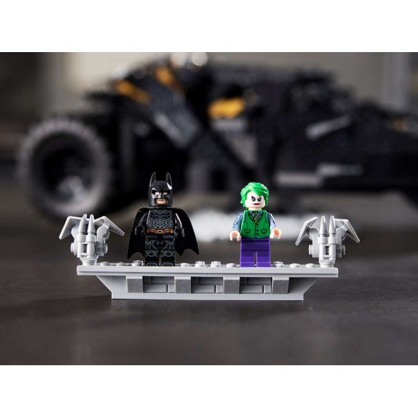 LEGO DC - Batman Batmobile Tumbler (76240)