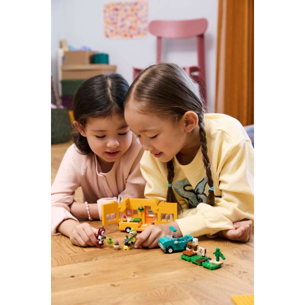 LEGO Animal Crossing - Leif med campingvogn og havebutik (77054)