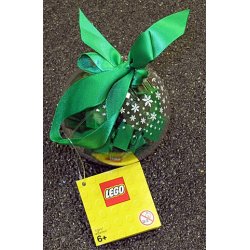 Holiday Ornament/ Julekugle med gr�nne klodser (853346)