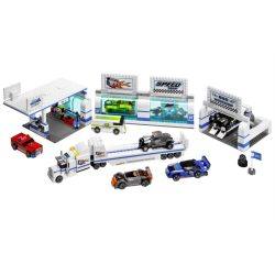 Racers - Brick Street Customs (8154)