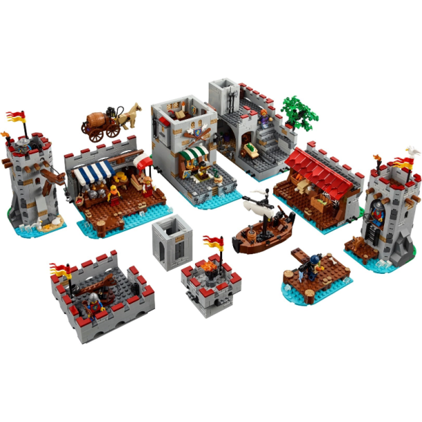 Medieval Seaside Market (910047)