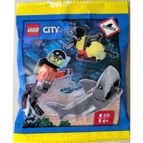 Diver with Robot and Shark Paperbag (952503)