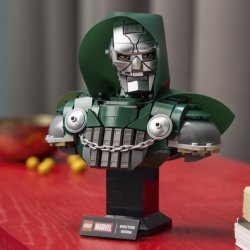 Doctor Doom-buste (76345)