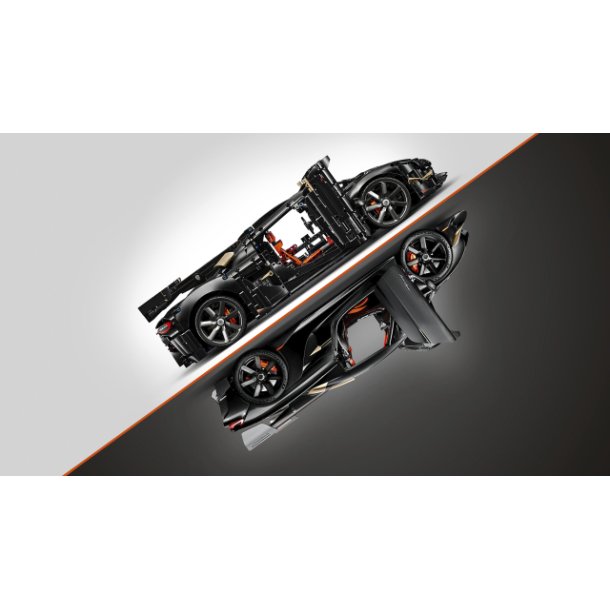 Koenigsegg Sadair's Spear-megabil (42232)