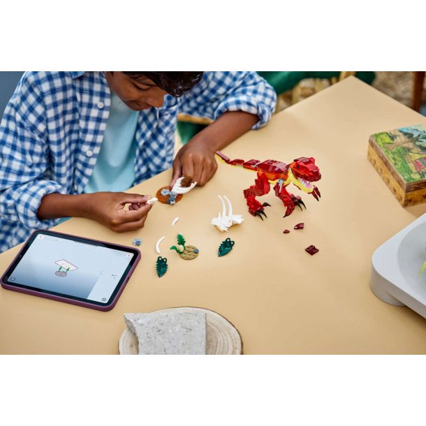 LEGO Creator 3-i1 - Farlig dinosaur (31379)