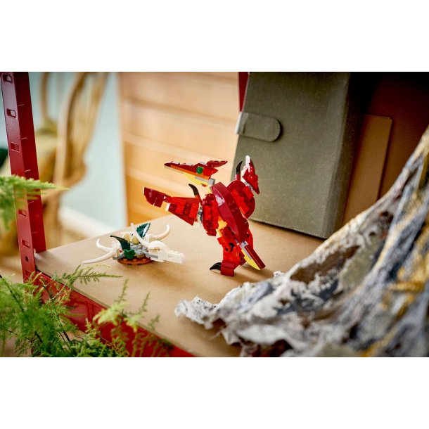 LEGO Creator 3-i1 - Farlig dinosaur (31379)