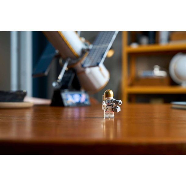 LEGO Icons - Hubble-rumteleskopet