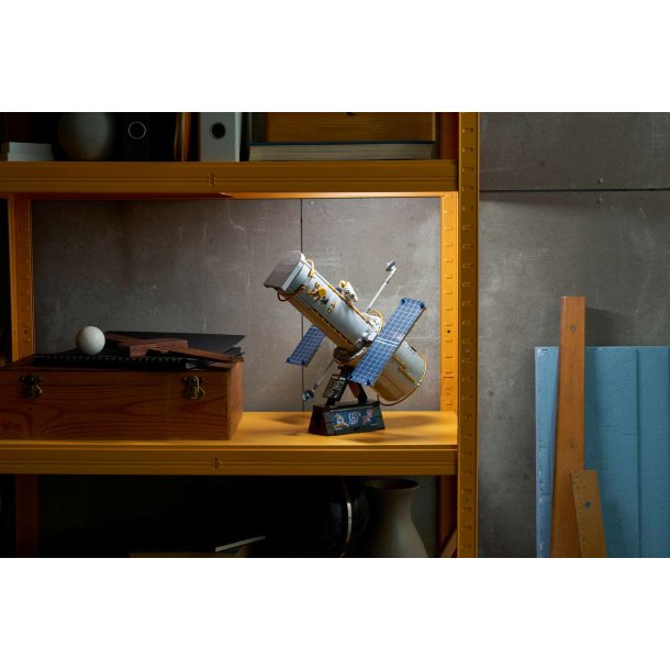 LEGO Icons - Hubble-rumteleskopet