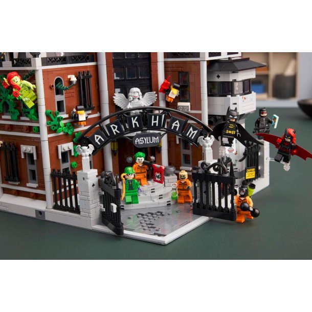 LEGO DC - Arkham Asylum (76300)
