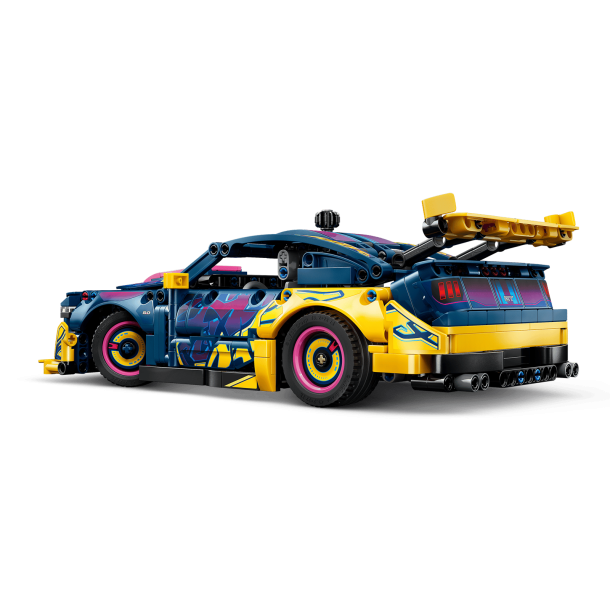 LEGO Technic - Specialdesignet Ford Mustang GT-bil (42236)