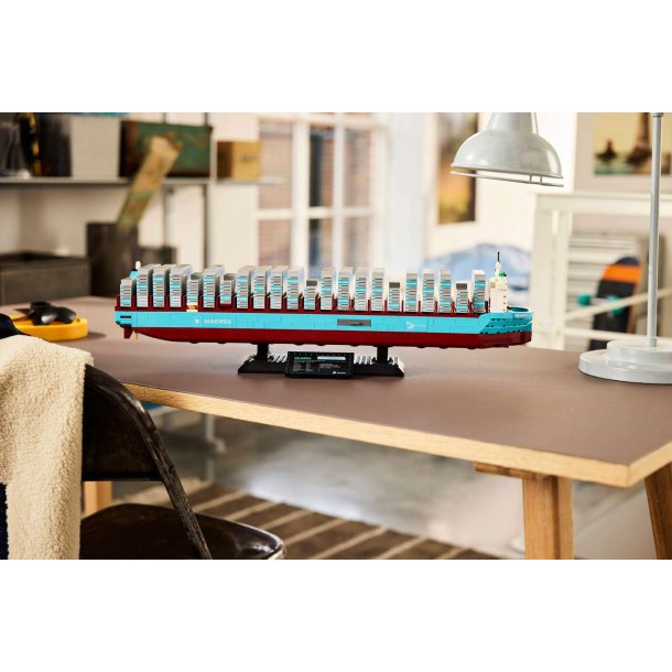 M�rsk-containerskib med dual-fuel-motor (40955)