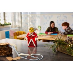 Opskaleret minifigur af julemandens kone (40875)