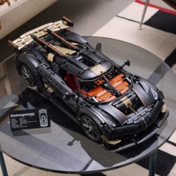 Koenigsegg Sadair's Spear-megabil (42232)